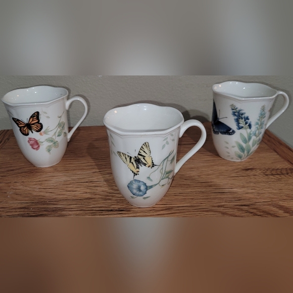 Lenox BUTTERFLY MEADOW COLLECTION SET OF 3 COFFEE, TEA MUGS - Picture 1 of 3